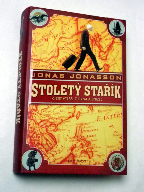 Jonas Jonasson STOLETÝ STAŘÍK, KTERÝ VYLEZL Z OKNA A ZMIZEL