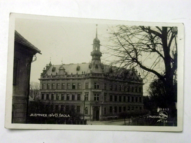 JILEMNICE DÍVČÍ ŠKOLA