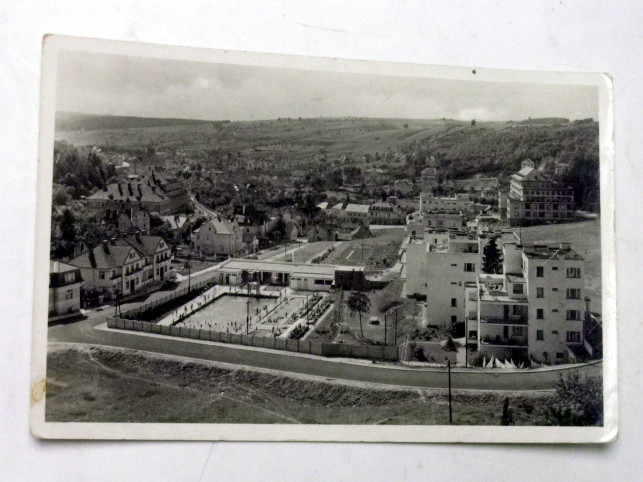LÁZNĚ LUHAČOVICE KOUPALIŠTĚ