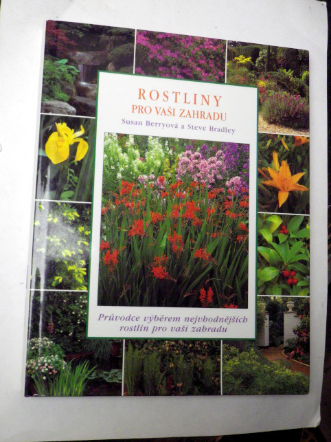 Susan Berryová ROSTLINY PRO VAŠI ZAHRADU