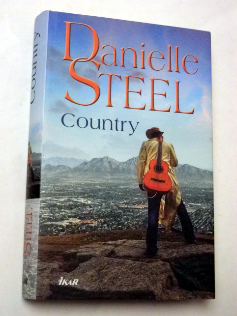 Danielle Steel COUNTRY