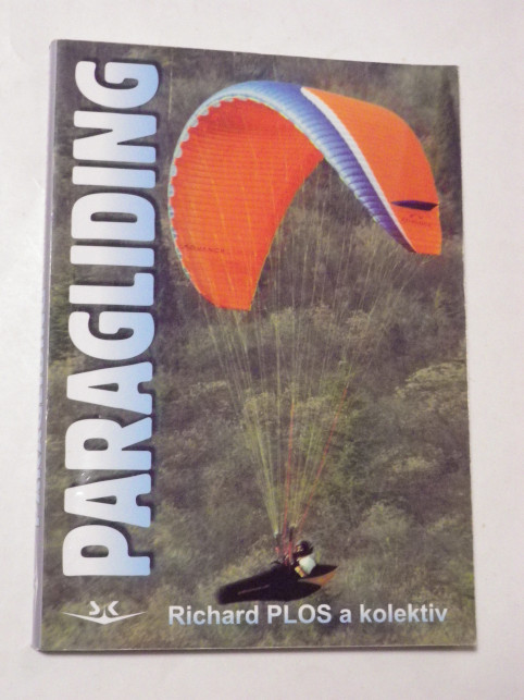 Richard Plos PARAGLIDING