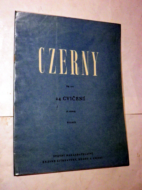 CZERNY - 24 CVIČENÍ