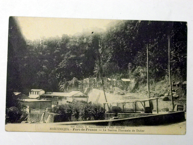MARTINIQUE / FORT DE FRANCE / LA STATION THERMALE DE DIDIER