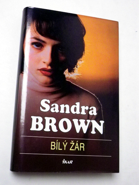 Sandra Brown BÍLÝ ŽÁR 